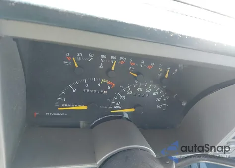 1993 GMC Suburban K1500 z USA, uszkodzony, nr VIN 1GKFK16K0PJ725870